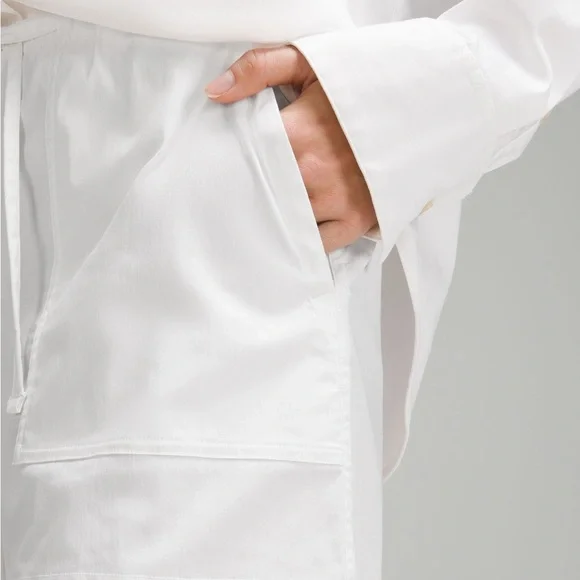 NWT Lululemon Cotton Blend Poplin High Rise Short 4” - Picture 9 of 9